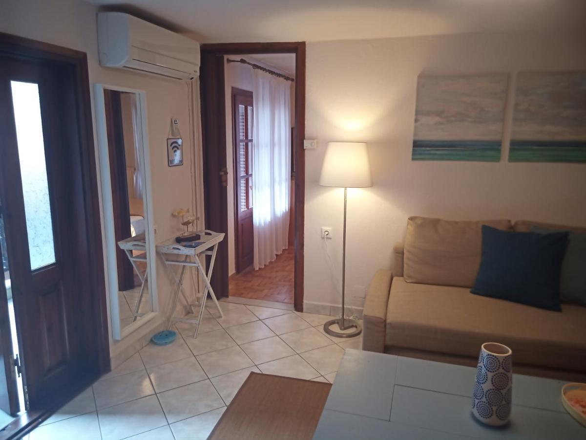 Plateia Apartments Agios Nikolaos  Exteriör bild